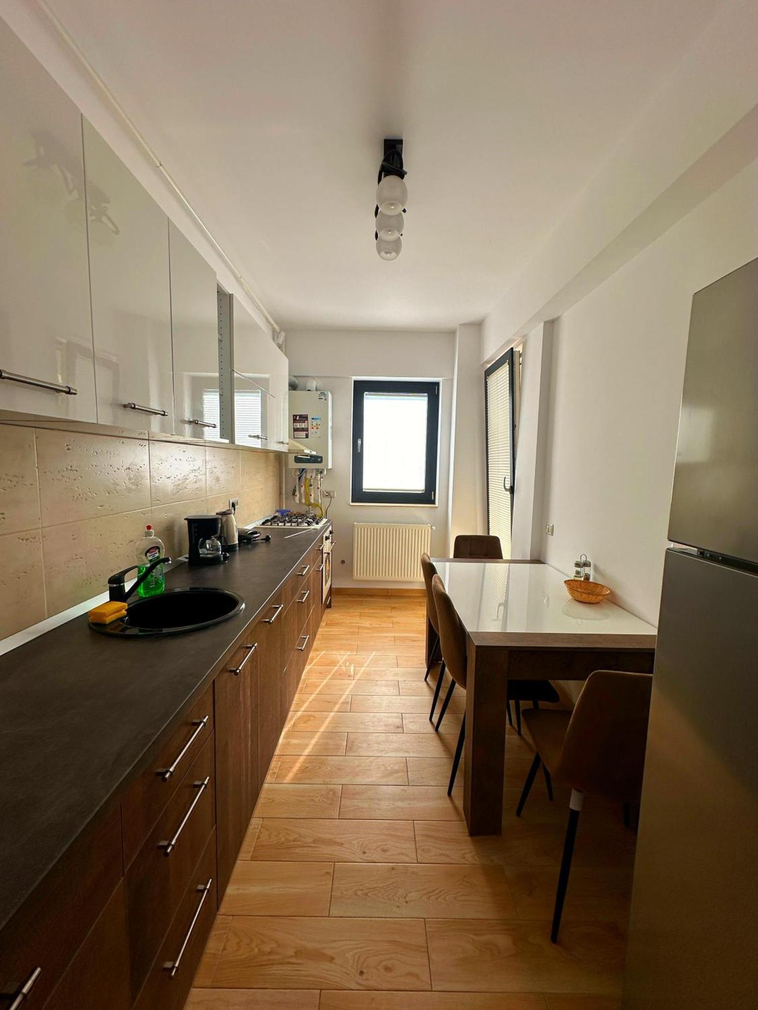 In Apart Hotel Bucharest Exterior photo